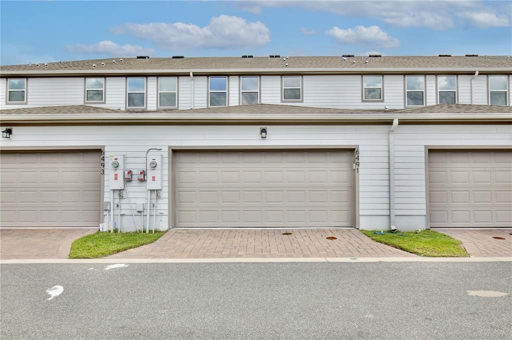 For Rent: $2,380 (3 beds, 3 baths, 1855 Square Feet)