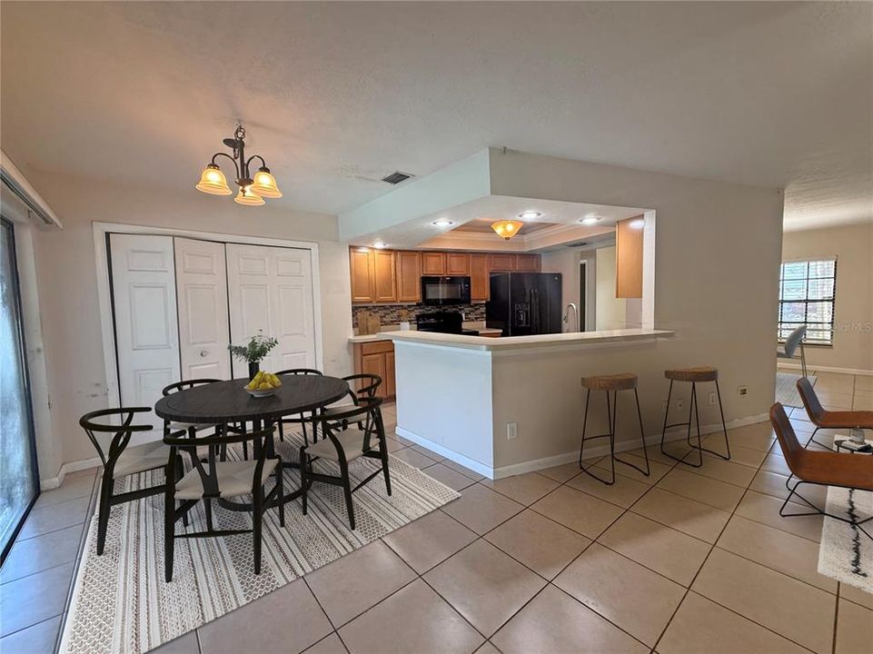 For Sale: $345,500 (3 beds, 2 baths, 1632 Square Feet)