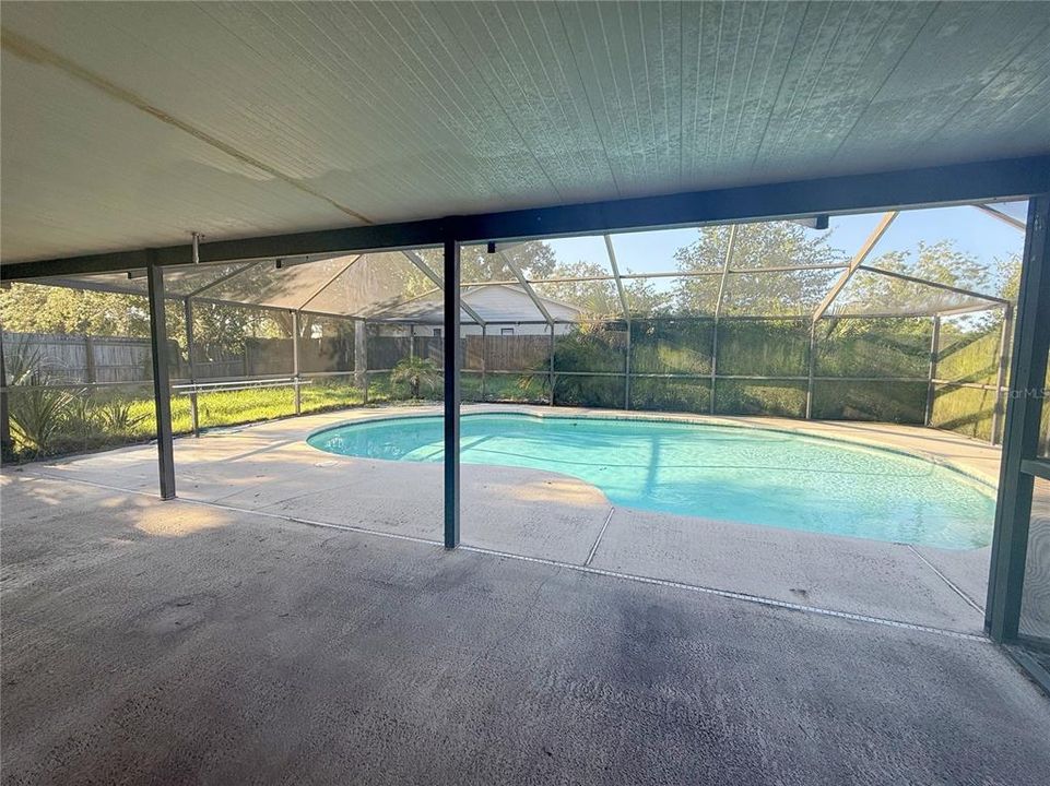 For Sale: $345,500 (3 beds, 2 baths, 1632 Square Feet)