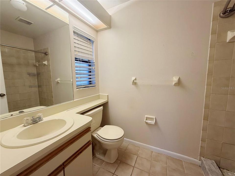 For Sale: $345,500 (3 beds, 2 baths, 1632 Square Feet)
