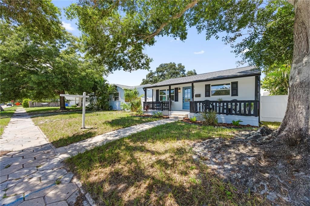 En Venta: $664,000 (3 camas, 2 baños, 1756 Pies cuadrados)