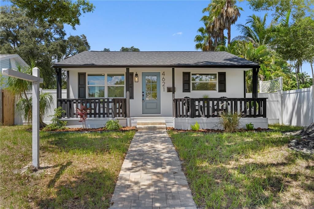 En Venta: $664,000 (3 camas, 2 baños, 1756 Pies cuadrados)