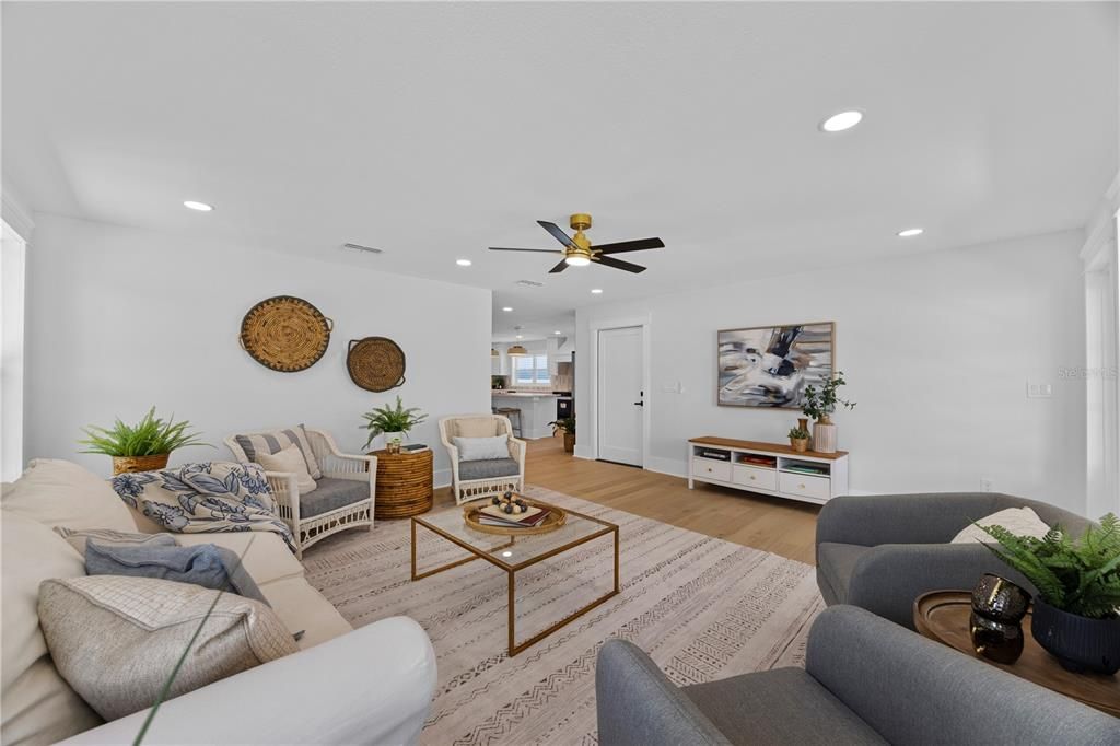 En Venta: $664,000 (3 camas, 2 baños, 1756 Pies cuadrados)