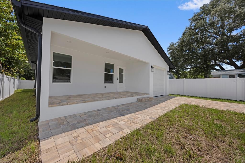 En Venta: $664,000 (3 camas, 2 baños, 1756 Pies cuadrados)