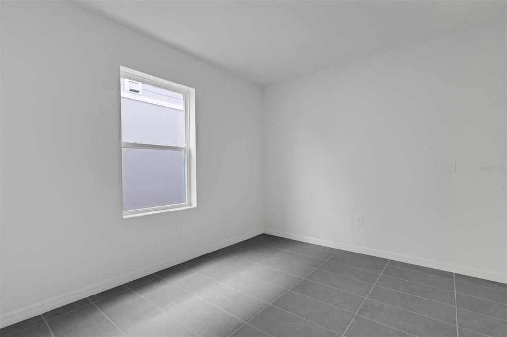 For Sale: $389,999 (3 beds, 2 baths, 2134 Square Feet)