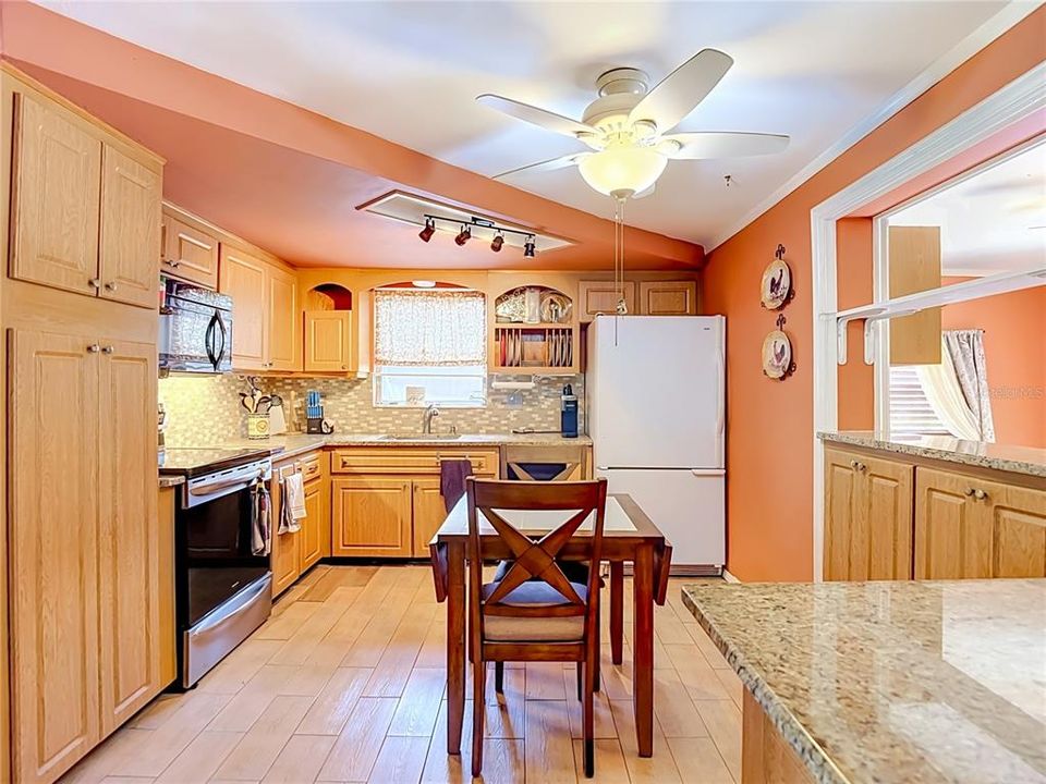 En Venta: $370,000 (3 camas, 2 baños, 1480 Pies cuadrados)