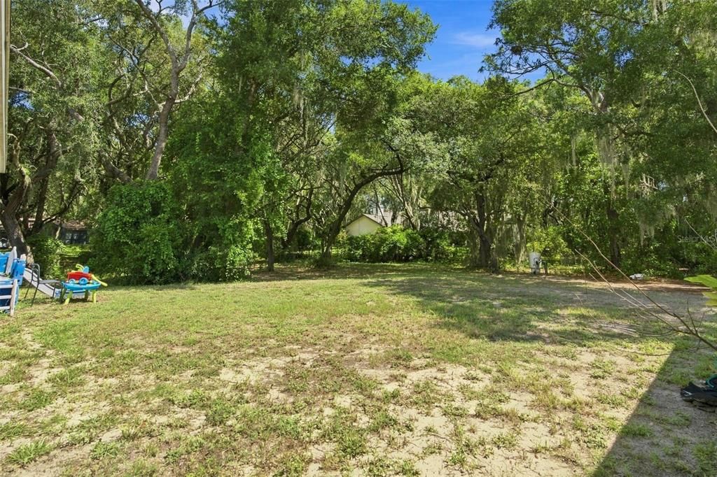 For Sale: $449,900 (5 beds, 4 baths, 2414 Square Feet)