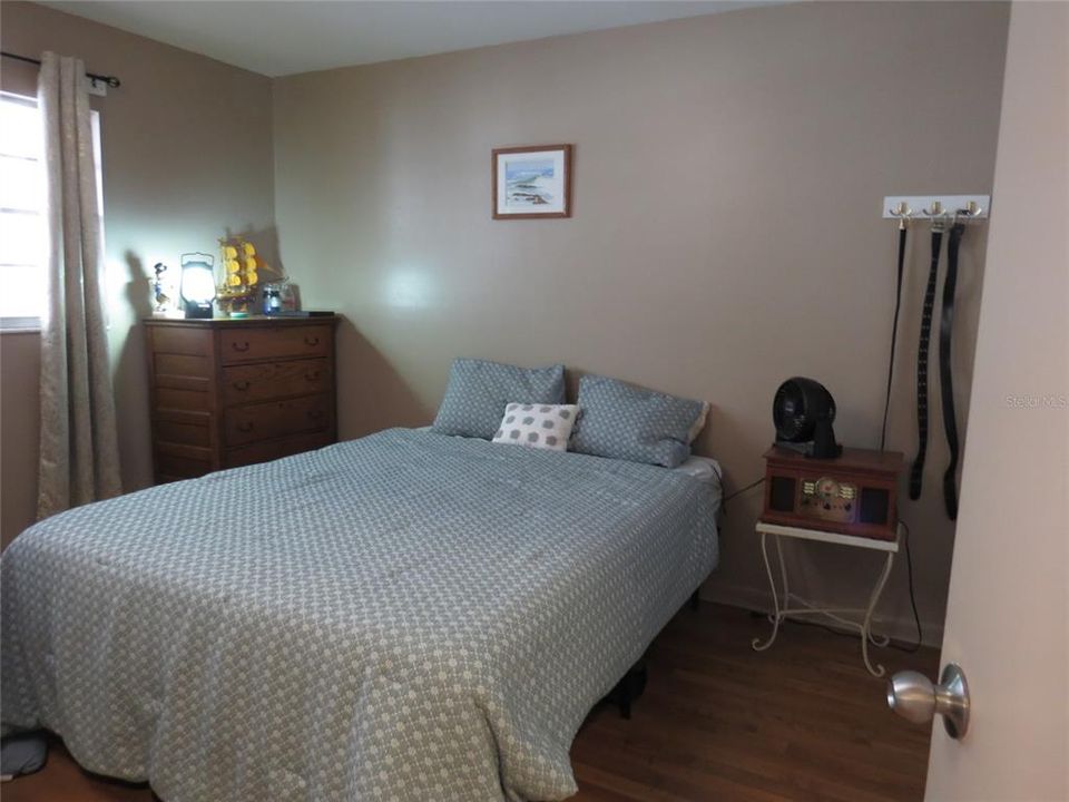 For Sale: $82,000 (1 beds, 1 baths, 520 Square Feet)