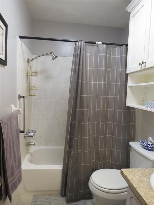 For Sale: $82,000 (1 beds, 1 baths, 520 Square Feet)