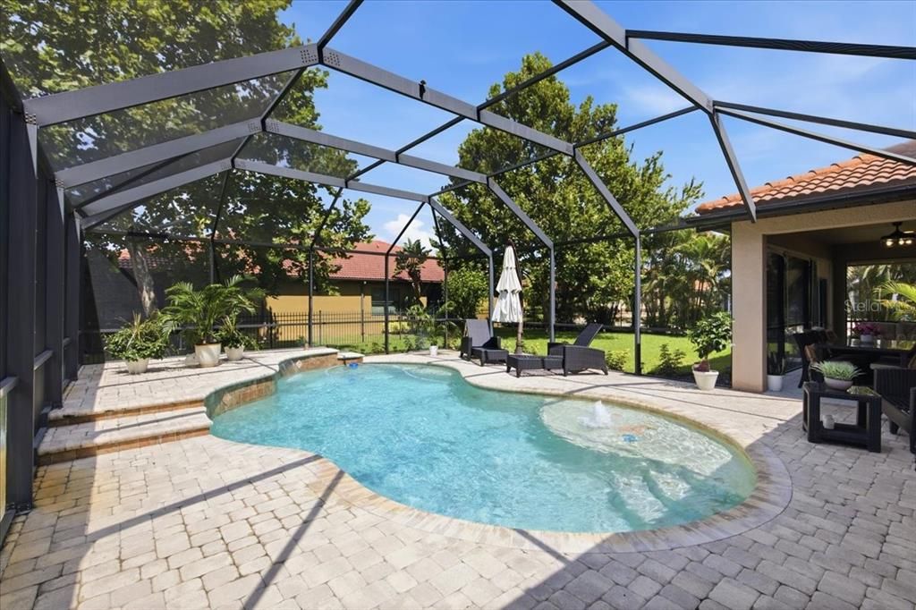 For Sale: $897,400 (5 beds, 3 baths, 2857 Square Feet)