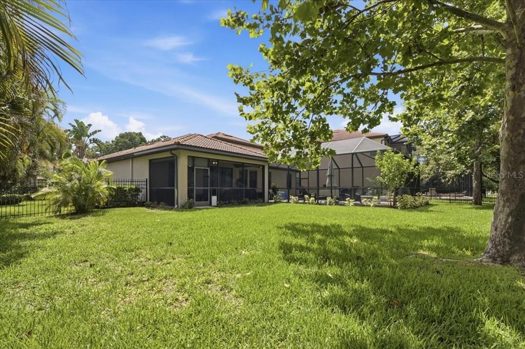 For Sale: $897,400 (5 beds, 3 baths, 2857 Square Feet)