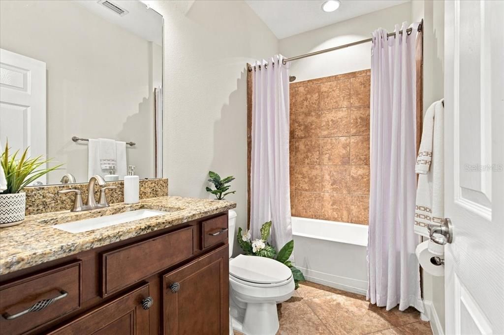 For Sale: $897,400 (5 beds, 3 baths, 2857 Square Feet)