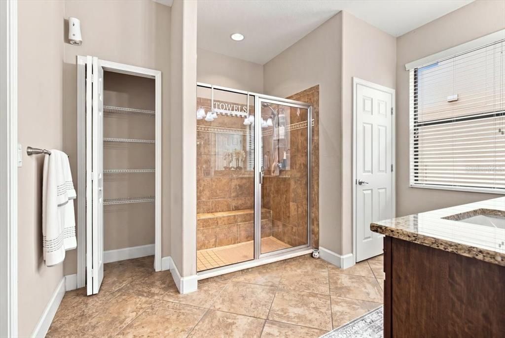 For Sale: $897,400 (5 beds, 3 baths, 2857 Square Feet)