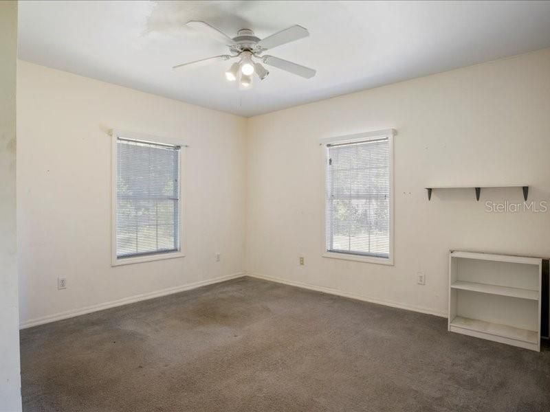For Sale: $885,000 (0 beds, 0 baths, 6627 Square Feet)