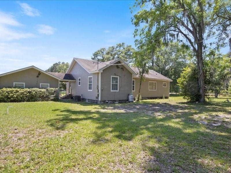 For Sale: $885,000 (0 beds, 0 baths, 6627 Square Feet)