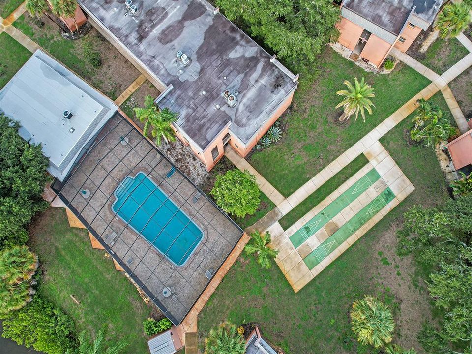 На продажу: $109,000 (1 спален, 1 ванн, 700 Квадратных фут)