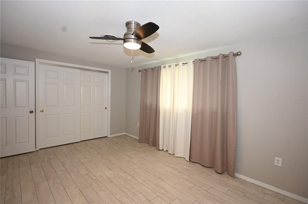 For Sale: $295,000 (3 beds, 2 baths, 1488 Square Feet)