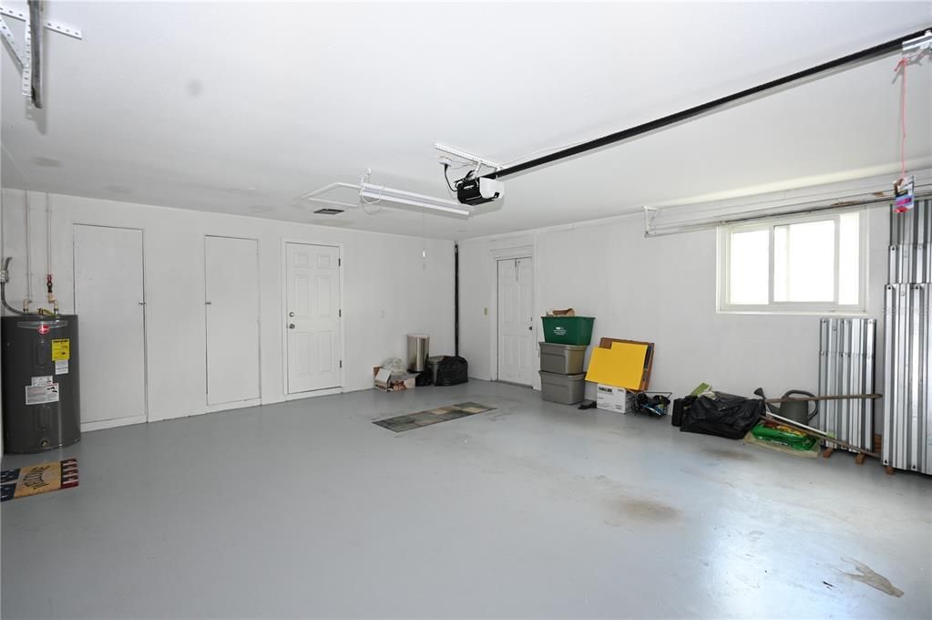For Sale: $295,000 (3 beds, 2 baths, 1488 Square Feet)