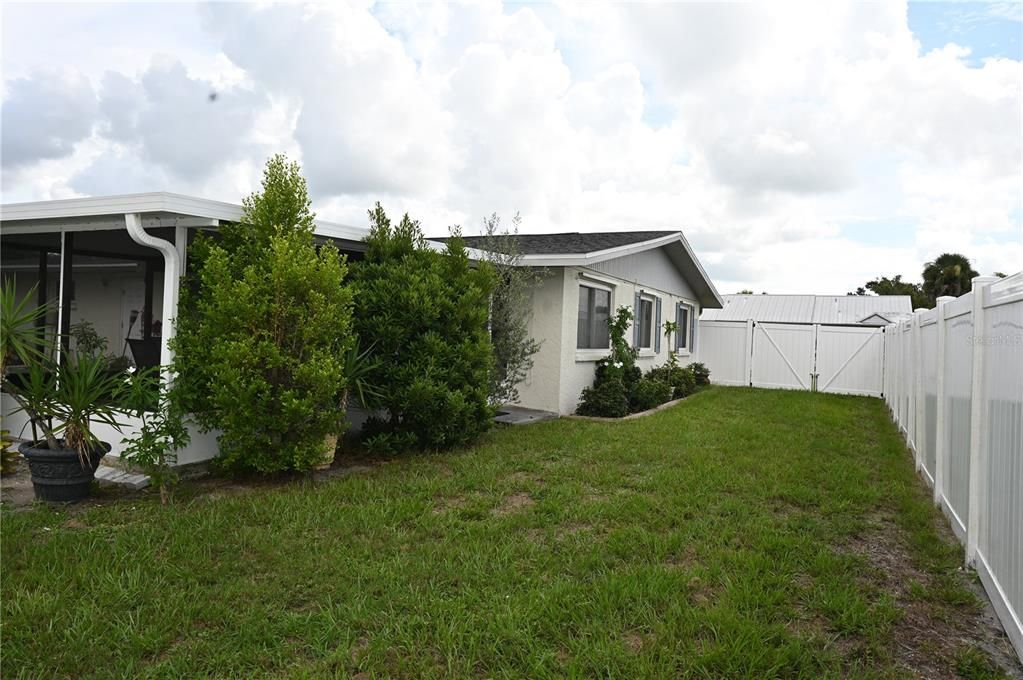 For Sale: $295,000 (3 beds, 2 baths, 1488 Square Feet)