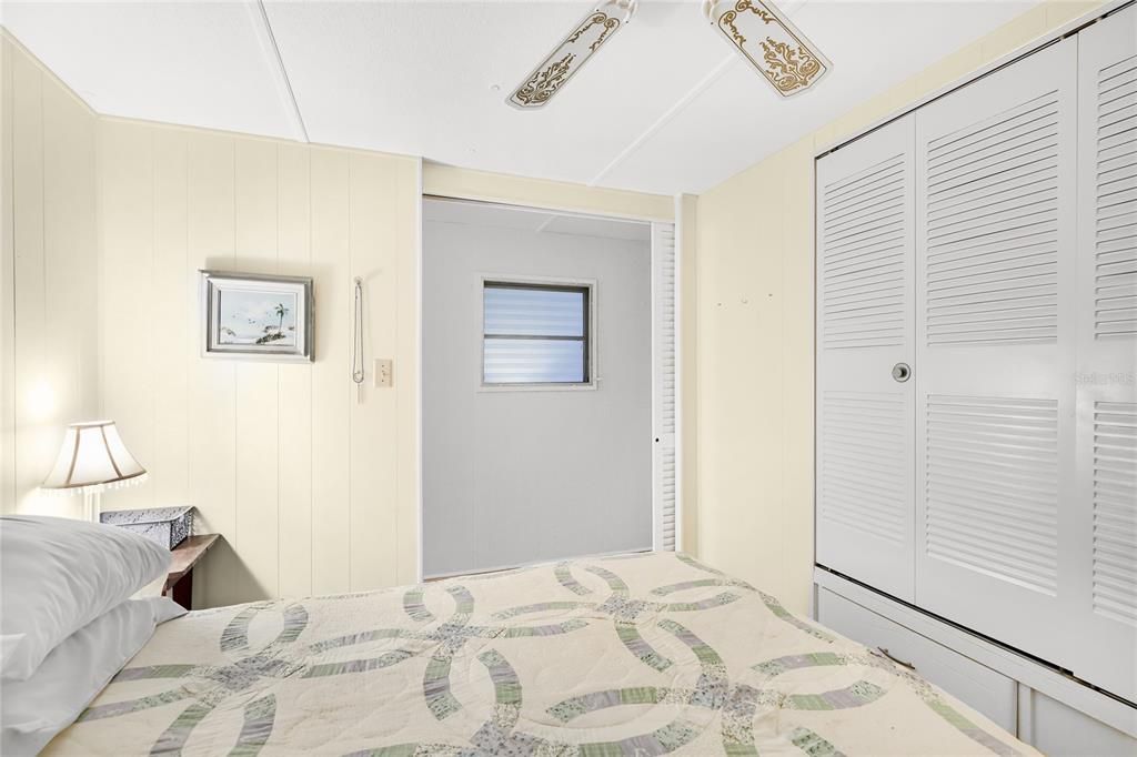 For Sale: $125,000 (3 beds, 2 baths, 1450 Square Feet)