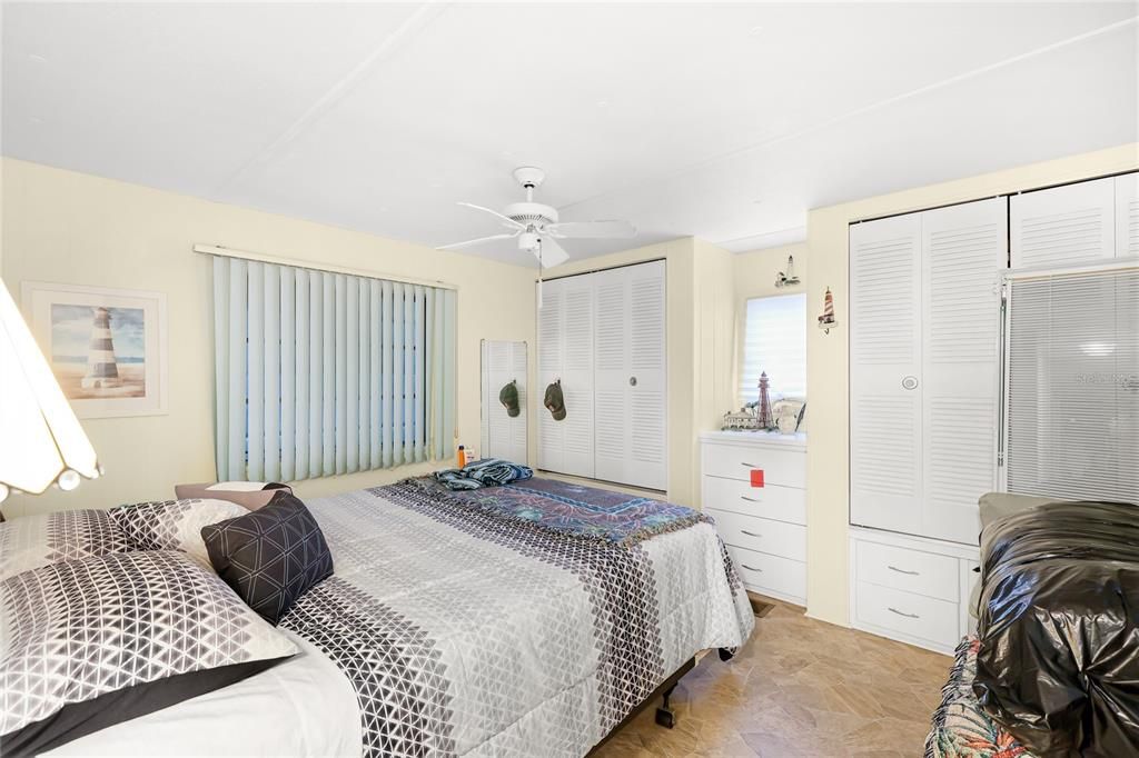 For Sale: $125,000 (3 beds, 2 baths, 1450 Square Feet)