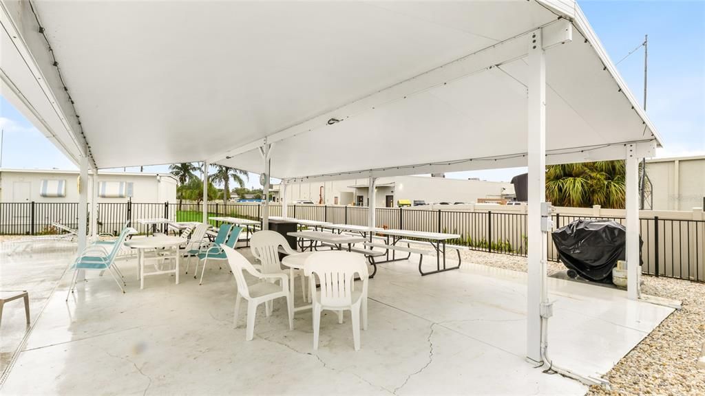 For Sale: $125,000 (3 beds, 2 baths, 1450 Square Feet)