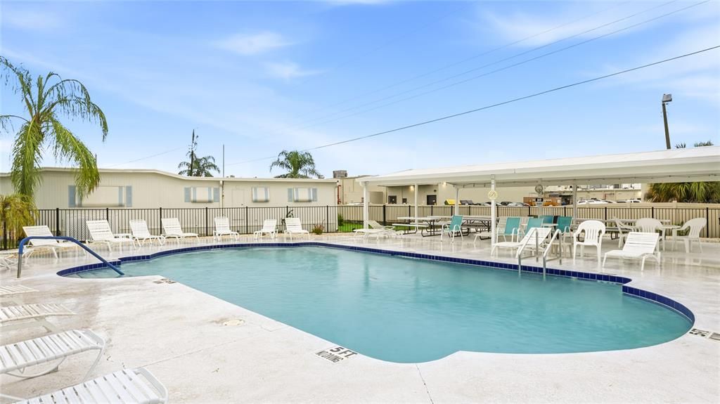 For Sale: $125,000 (3 beds, 2 baths, 1450 Square Feet)