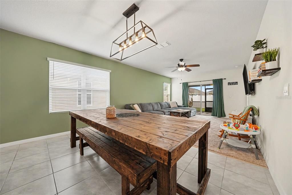 En Venta: $329,900 (3 camas, 2 baños, 1620 Pies cuadrados)