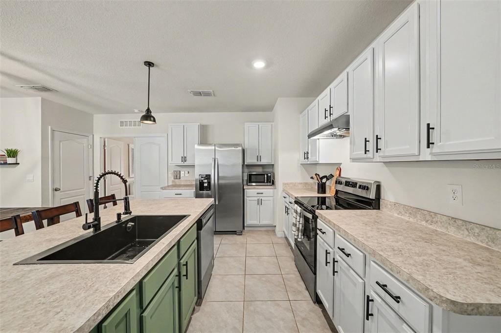 En Venta: $329,900 (3 camas, 2 baños, 1620 Pies cuadrados)