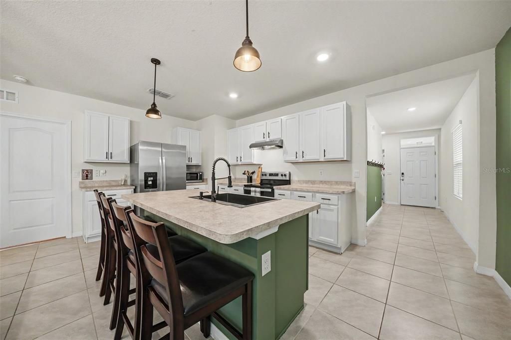En Venta: $329,900 (3 camas, 2 baños, 1620 Pies cuadrados)