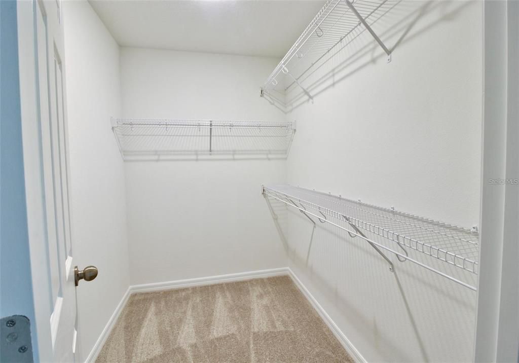 For Rent: $2,700 (3 beds, 2 baths, 1524 Square Feet)