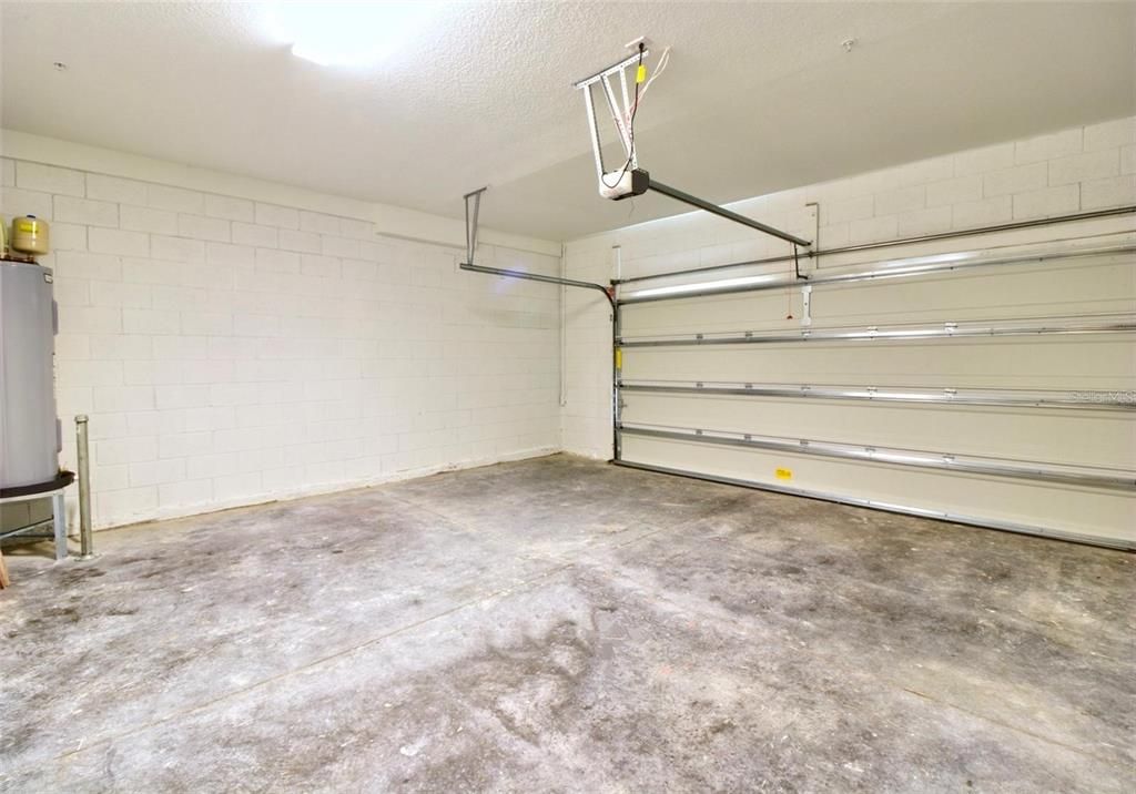 For Rent: $2,700 (3 beds, 2 baths, 1524 Square Feet)