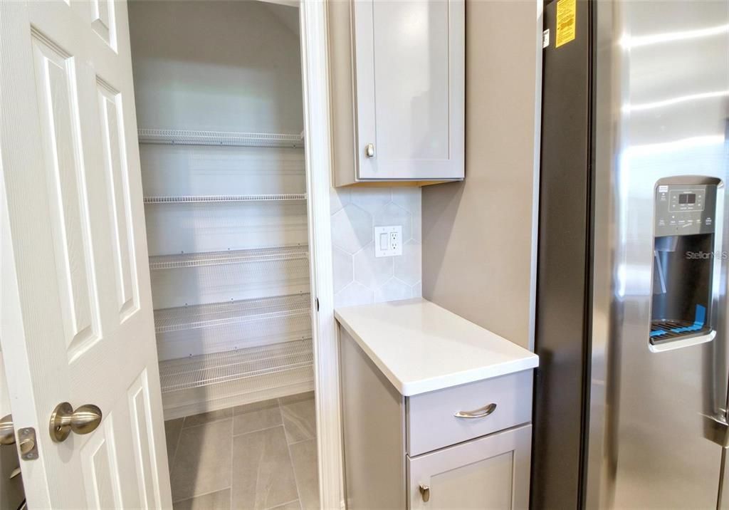 For Rent: $2,700 (3 beds, 2 baths, 1524 Square Feet)