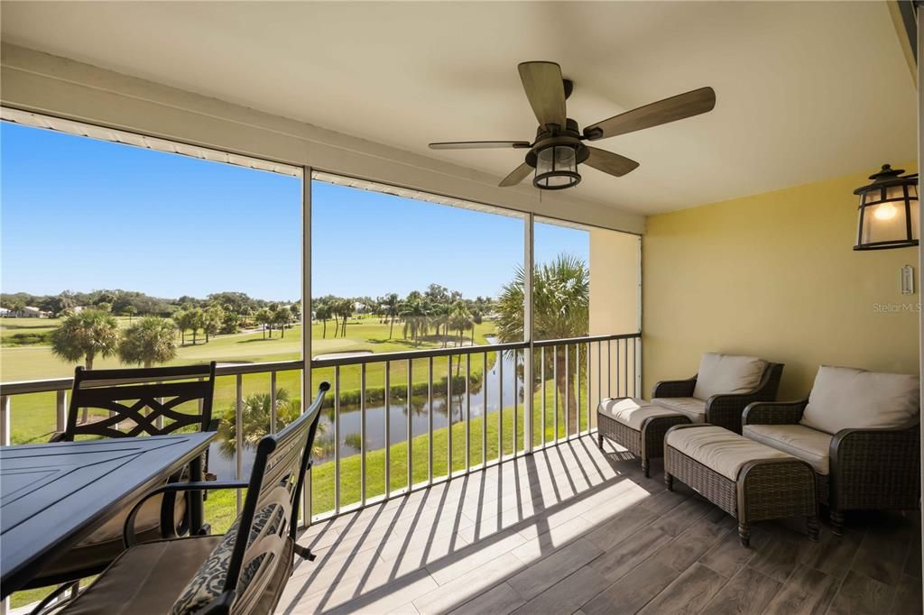 For Sale: $299,000 (2 beds, 2 baths, 948 Square Feet)