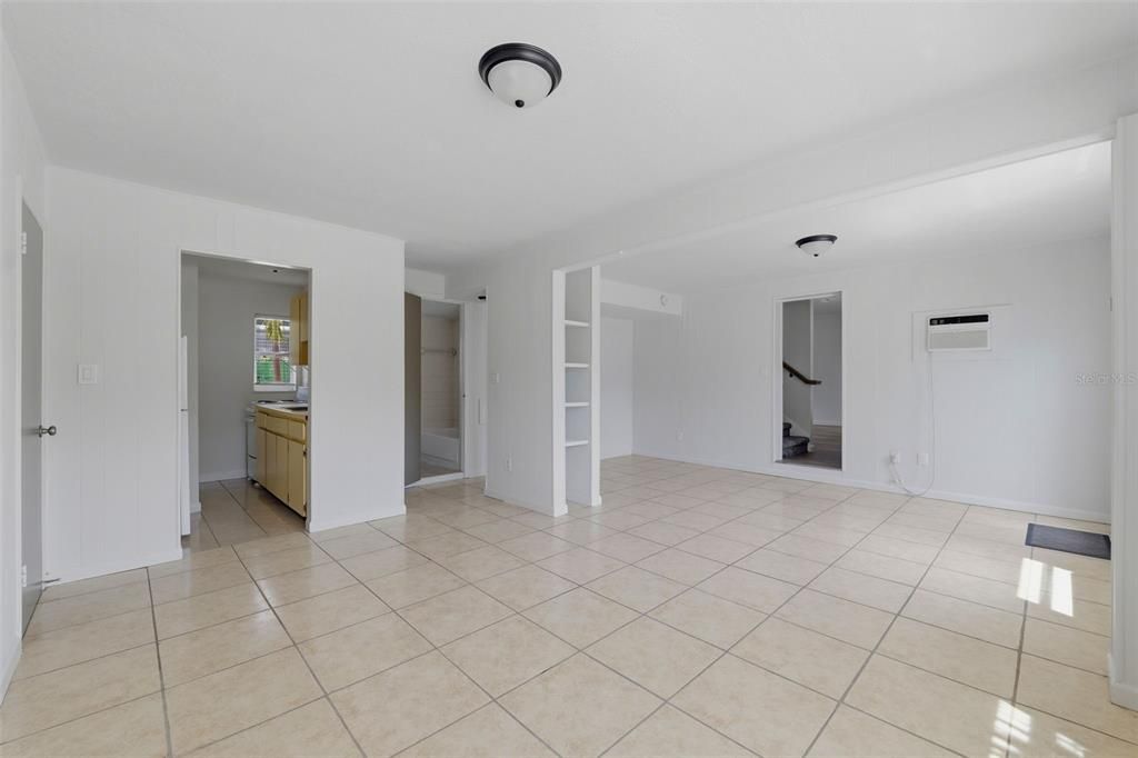 For Rent: $1,350 (0 beds, 1 baths, 478 Square Feet)