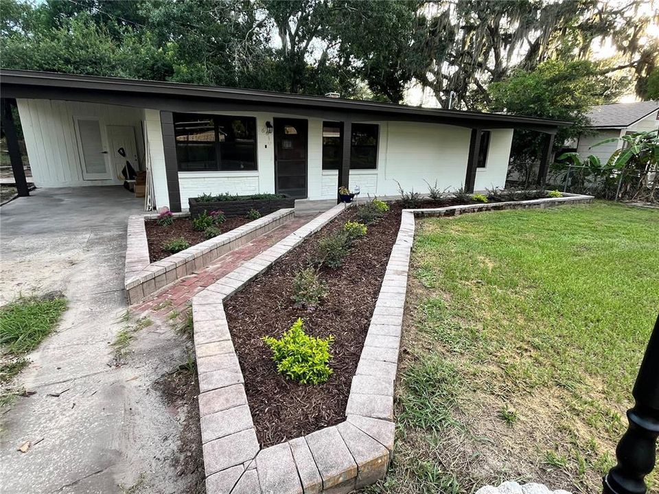 For Sale: $250,000 (3 beds, 1 baths, 960 Square Feet)