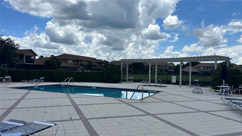 For Rent: $2,700 (3 beds, 2 baths, 1408 Square Feet)