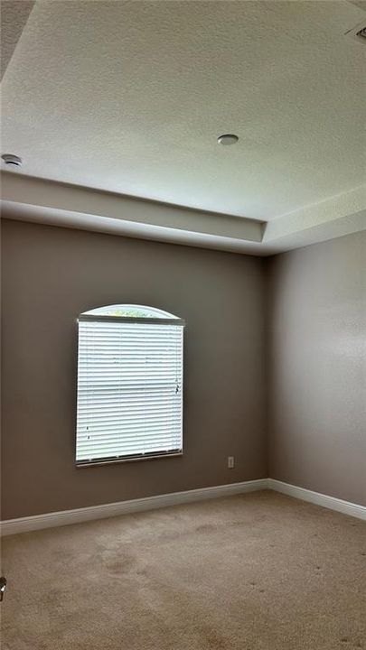 For Rent: $2,700 (3 beds, 2 baths, 1408 Square Feet)