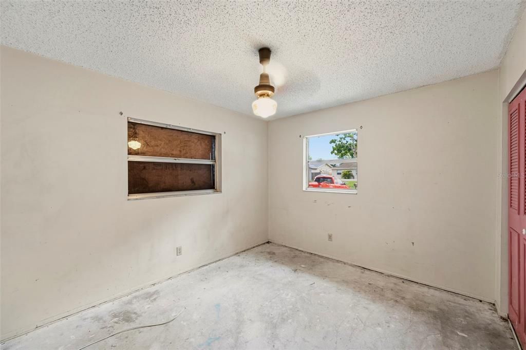 For Sale: $249,000 (3 beds, 1 baths, 1104 Square Feet)