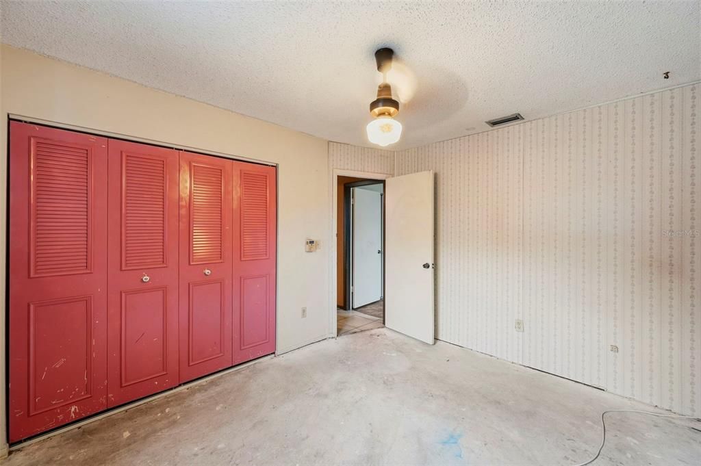 For Sale: $249,000 (3 beds, 1 baths, 1104 Square Feet)