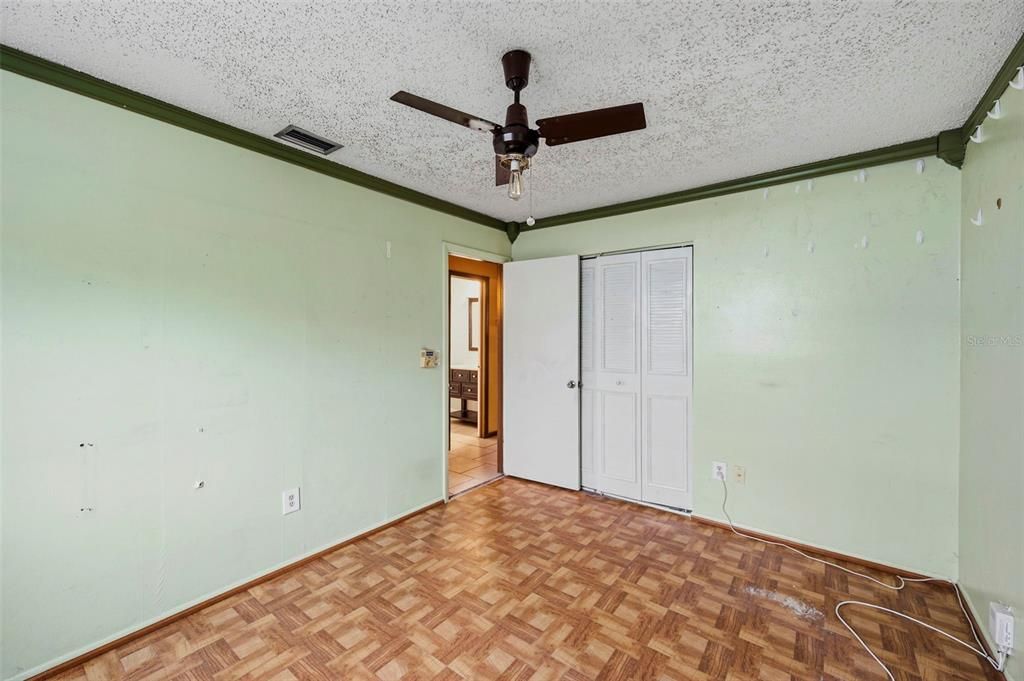 For Sale: $249,000 (3 beds, 1 baths, 1104 Square Feet)