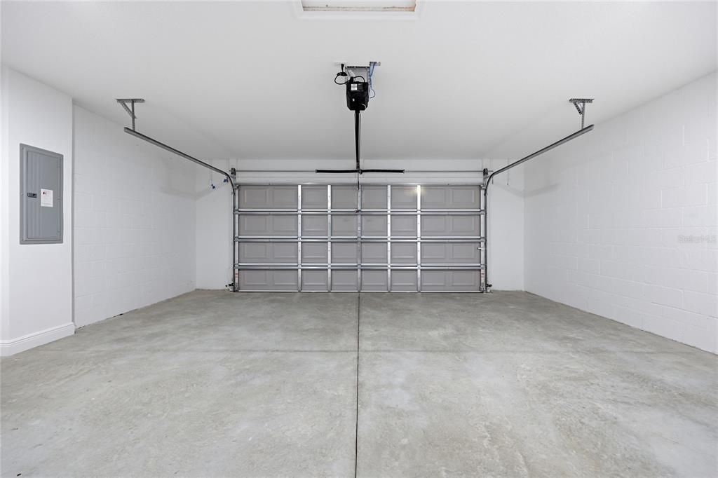 На продажу: $309,900 (4 спален, 2 ванн, 1790 Квадратных фут)