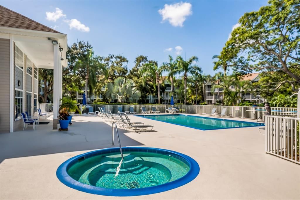 For Sale: $310,000 (2 beds, 2 baths, 1224 Square Feet)