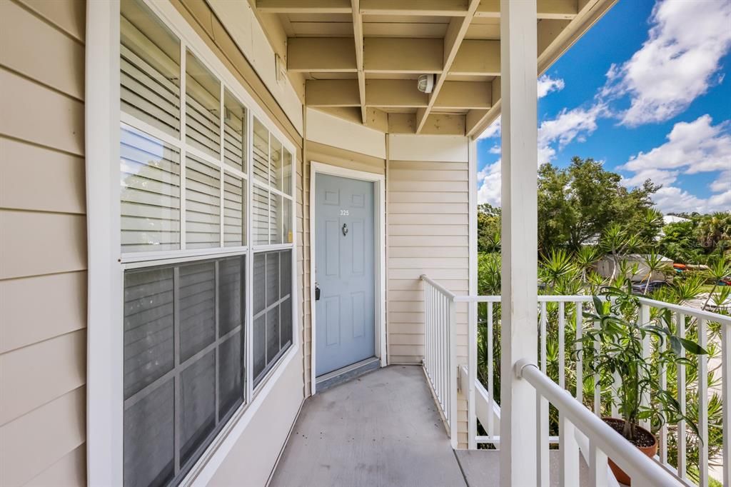 For Sale: $310,000 (2 beds, 2 baths, 1224 Square Feet)