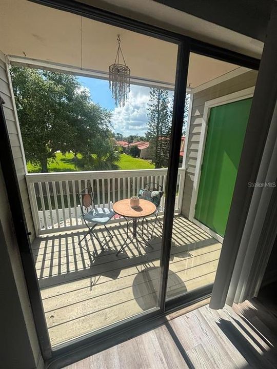For Rent: $1,700 (3 beds, 2 baths, 1089 Square Feet)
