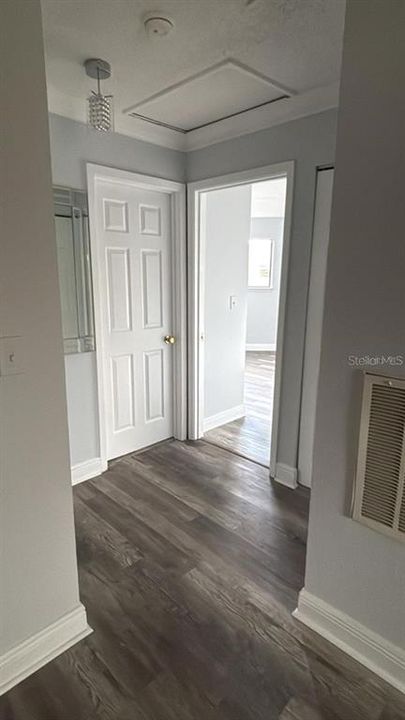 For Rent: $1,700 (3 beds, 2 baths, 1089 Square Feet)