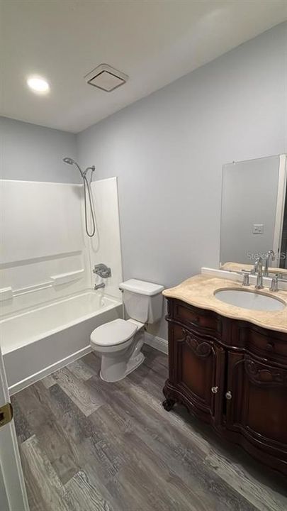 For Rent: $1,700 (3 beds, 2 baths, 1089 Square Feet)