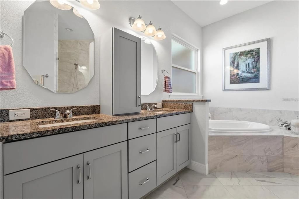 For Sale: $625,000 (3 beds, 3 baths, 2132 Square Feet)