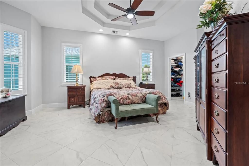 For Sale: $625,000 (3 beds, 3 baths, 2132 Square Feet)