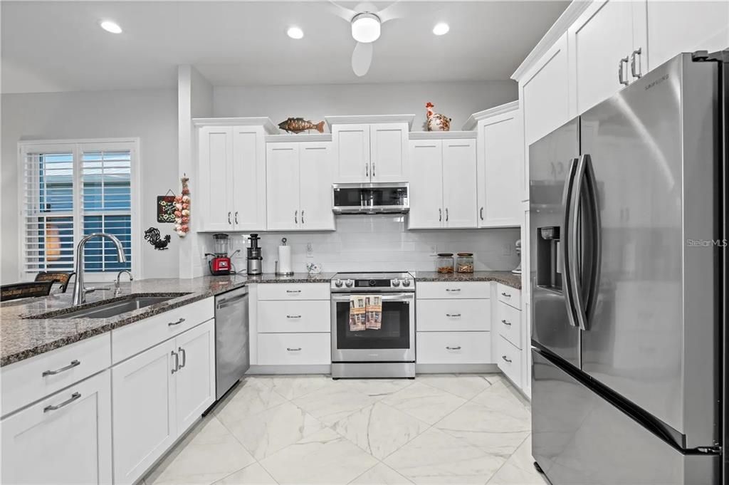 For Sale: $625,000 (3 beds, 3 baths, 2132 Square Feet)